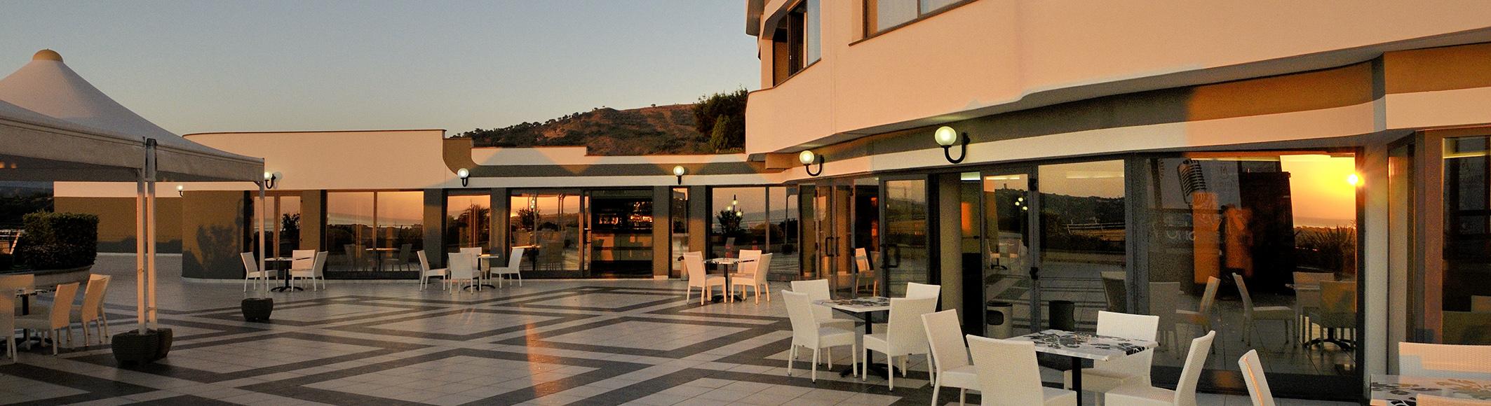 Park Hotel Mirabeau 蒙泰保内 外观 照片