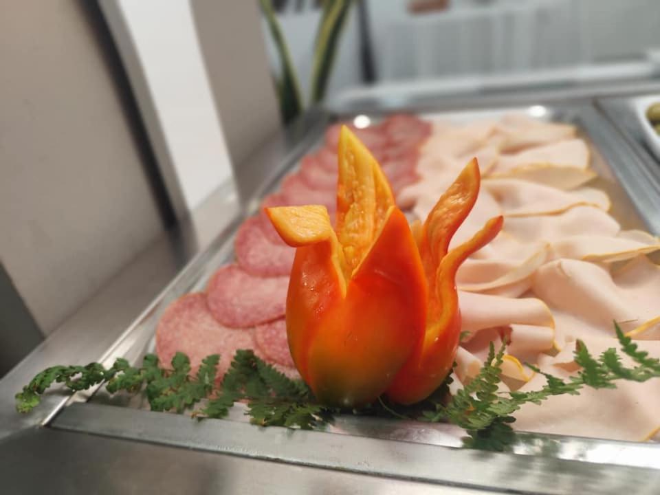 Park Hotel Mirabeau 蒙泰保内 外观 照片