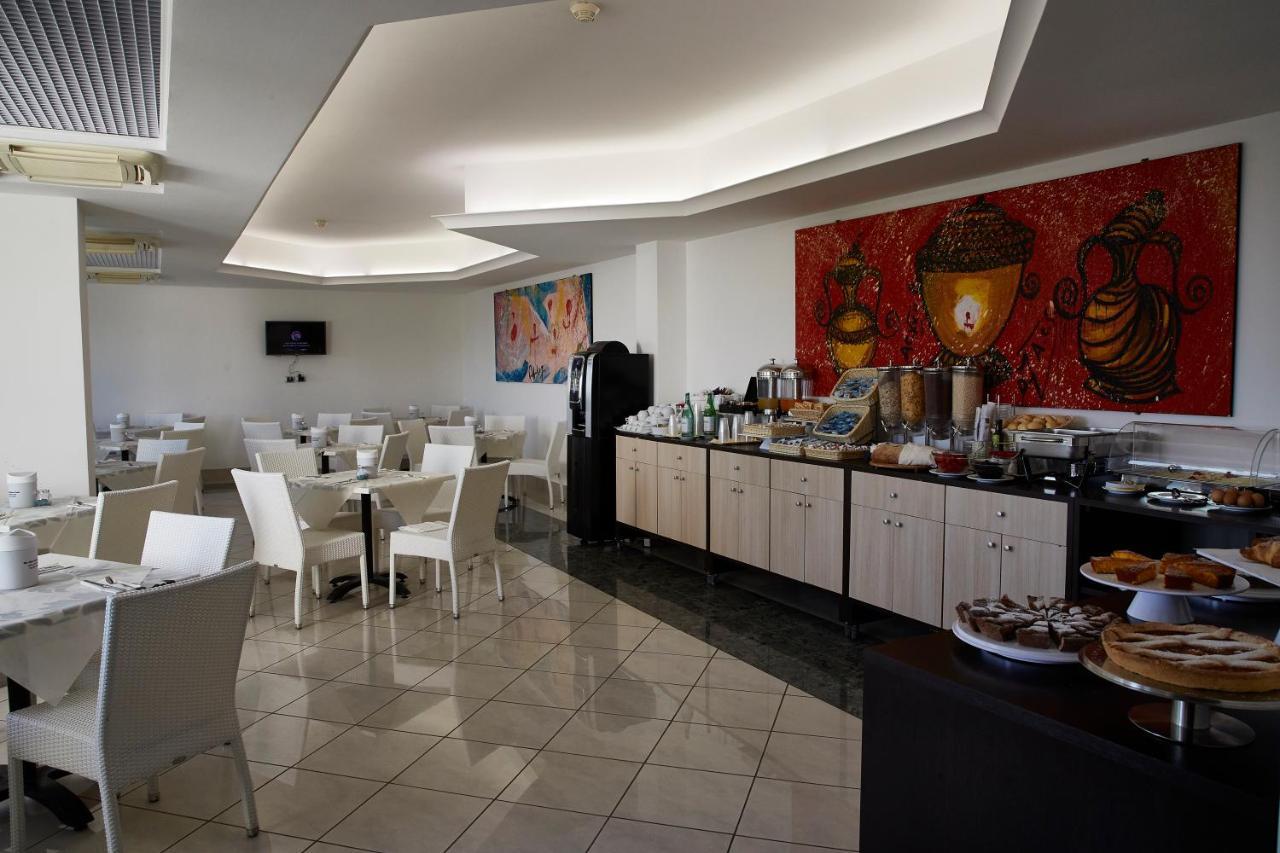 Park Hotel Mirabeau 蒙泰保内 外观 照片